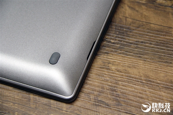 1090�˼����ᱡ��LG gram 15Z970����濪��ͼ��