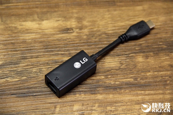 1090�˼����ᱡ��LG gram 15Z970����濪��ͼ��