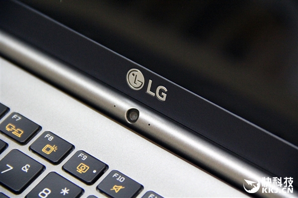 1090�˼����ᱡ��LG gram 15Z970����濪��ͼ��