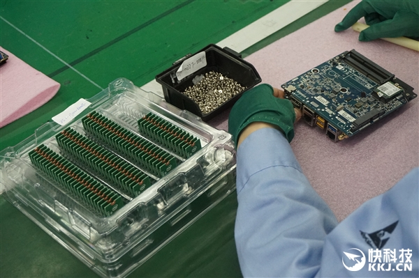 ��̩�����У������е��Կ�����������������