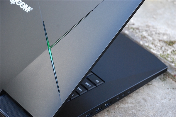 رǿʼǱ̨ʽi7+˫·GTX1080