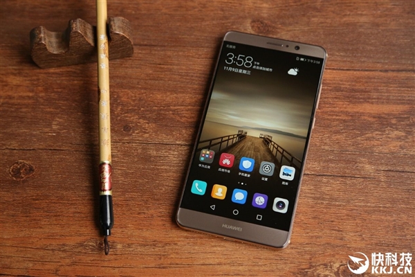 ��ΪMate 9�ʵ۰�󽵼ۣ��ֻ���Ӧ