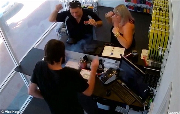 iPhone����ʱ�����б�ը����Ļֱ�ӷ���