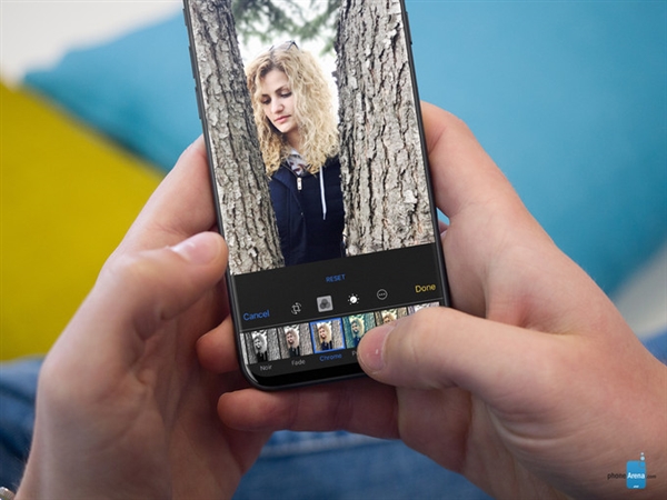 ��������iPhone 8������Ⱦ���ͼ�ع⣺�ڰ���ɫ���ܾ���