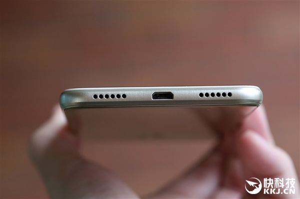 1099Ԫ��Ϊ��ҫ8�ഺ�濪�䣺��������