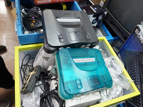 �ձ��̼Ҳֿ�����Ŷ���Ϸ�����ܶ඼û����