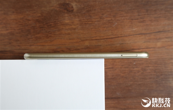 1099Ԫ��Ϊ��ҫ8�ഺ�濪�䣺��������