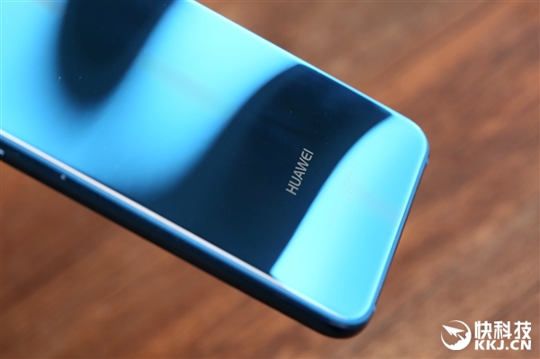 콢HUAWEI nova ഺͼͣˮֵ