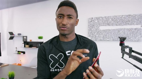 ����̫ɧ��iPhone 7��ɫ�濪��/���֣�����ĳ嶯