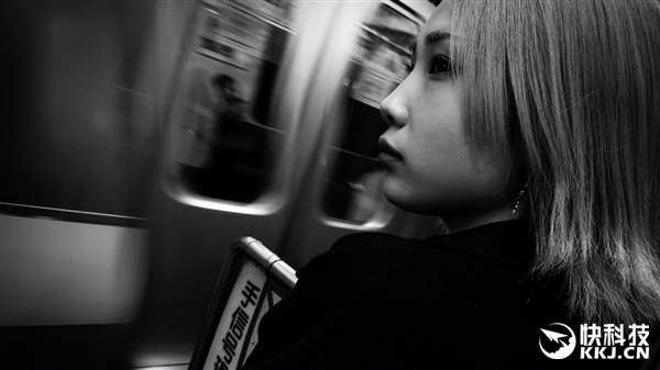 άܳģ󰮣vivo Xplay6ĥɰʽ