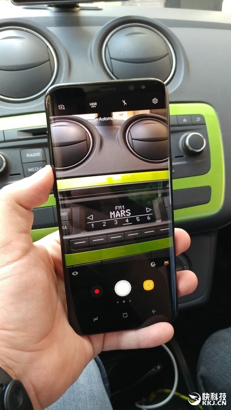 �����޵У�����Galaxy S8������ָ����ͼ����Ļ��