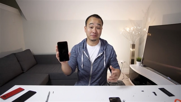 ��������iPhone 7 Plus��ڰ棺Ư����