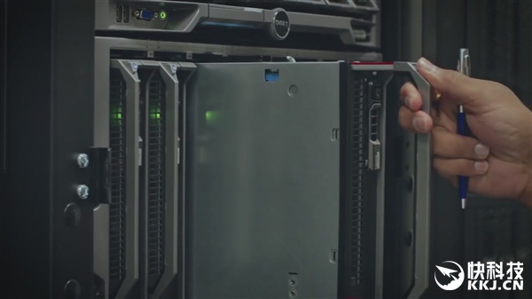 AMD 16ķռRyzenأ˫оƬװ