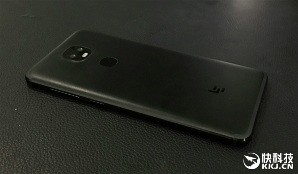 ����˫�������콢����ʱ���ع⣺����835+˫��