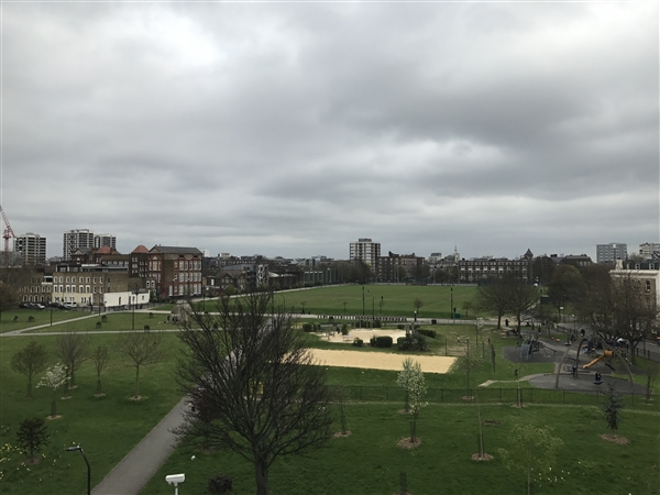 ����S8���նԱ�iPhone 7�����޺���ʵ��ѡ˭��