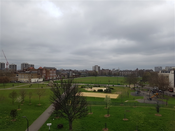 ����S8���նԱ�iPhone 7�����޺���ʵ��ѡ˭��