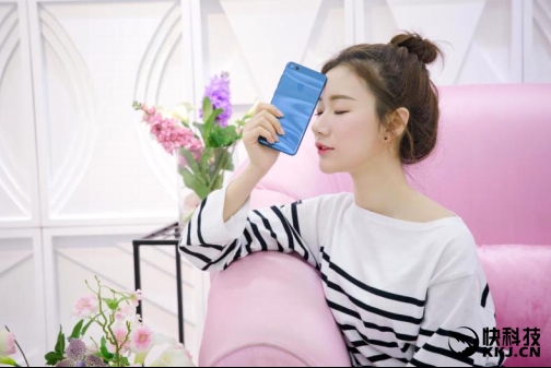 Ů����ԣ�HUAWEI nova�ഺ����տ���������