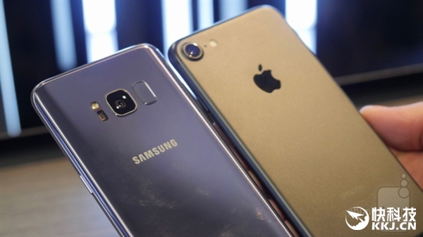 �Ա�����S8��ƻ��iPhone 8������������Ļ��ƽ