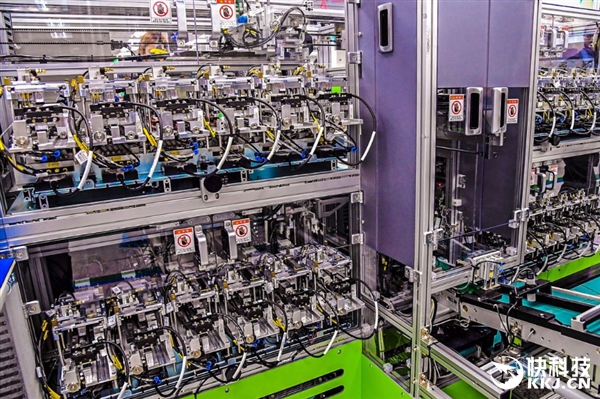 ����S8��װ�����״ο��ţ����Ϊ��ذ�ȫƴ��