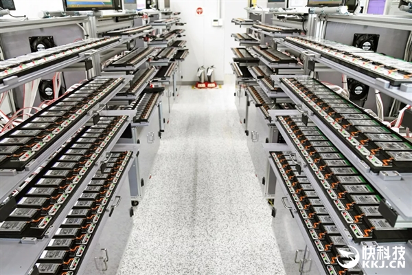 ����S8��װ�����״ο��ţ����Ϊ��ذ�ȫƴ��