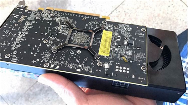 AMD RX 580/570�Կ�ʵ�����ع⣺��Ƶ�͹���