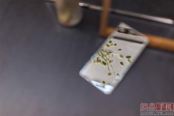 �ռ���������������835 4K���콢�л�ͼ�ͣ����续