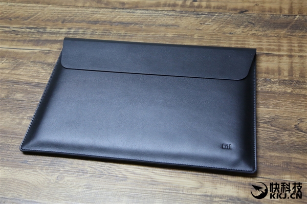 С�ױʼǱ��ڵ���ͼ�ͣ���ɫPU��+��Ƥ��