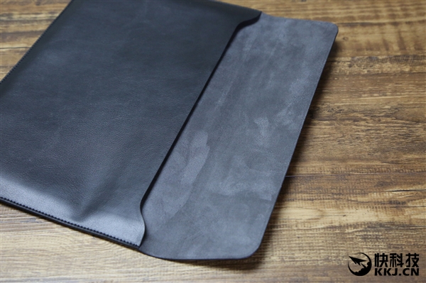 С�ױʼǱ��ڵ���ͼ�ͣ���ɫPU��+��Ƥ��