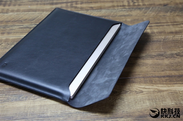 С�ױʼǱ��ڵ���ͼ�ͣ���ɫPU��+��Ƥ��