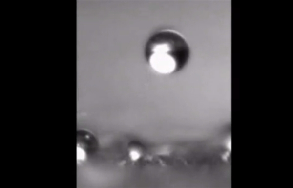 ���ܷ�����Intel�о�ȫ��ɢ�ȷ�ʽ�����ŵĵ���ˮ��