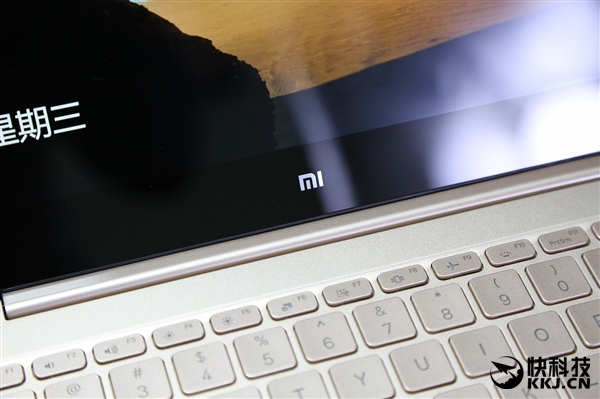 ���ߴ�Core���ģ�12.5Ӣ��С�ױʼǱ�Air����ͼ��