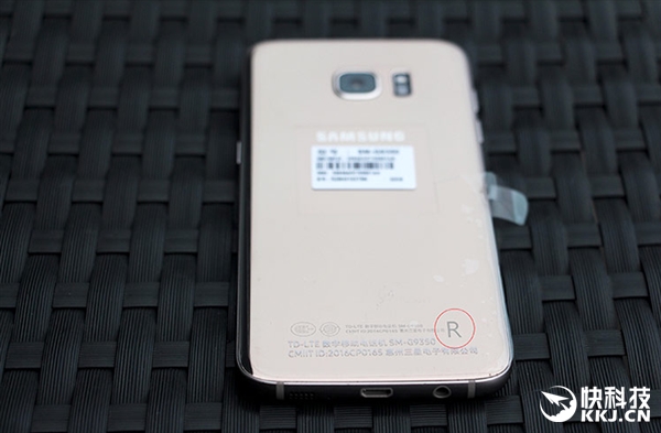 ���ǹٷ���Galaxy S7 Edge���ڿ������۸�ϲ