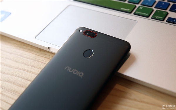 nubia Z17 mini���ͼ�ͣ���ֽʵ������