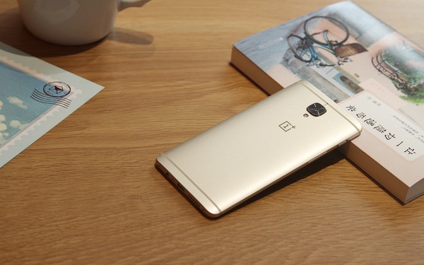 8GB�ڴ�ӳ֣�һ���ֻ�5�ع⣺���ܹ���