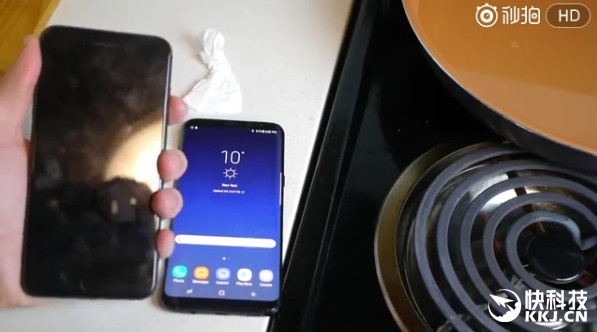 ������S8+��iPhone 7 Plusͬʱ�Է�ˮ�У�5���Ӻ�����