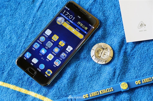 4998Ԫ��vivo Xplay6���ﶨ�ư�ͼ�ͣ���ɫ��ɧ