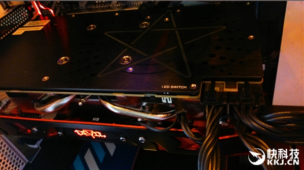 ������ȫ�ع�AMD RX 580���콢������Ȼ8+6Pin����