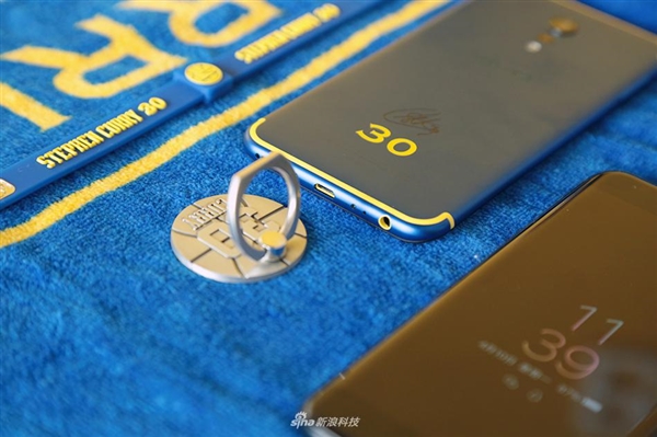 4998Ԫ��vivo Xplay6���ﶨ�ư�ͼ�ͣ���ɫ��ɧ