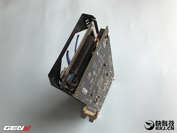 AMD RX 570�Կ�ʵ�����أ��������й¶