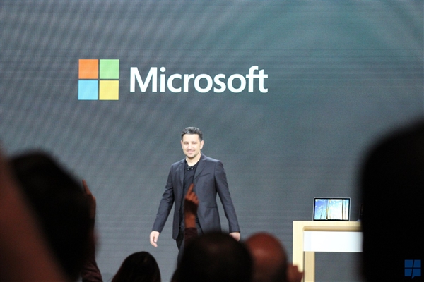 ΢��������ȷ�ϣ�Windows 10��ϵͳ��Surface Pro 5����