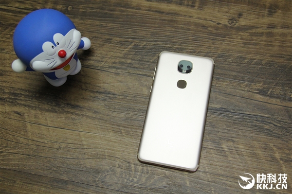 ����Pro3˫��AI�濪��ͼ�ͣ�����ͷ̫��