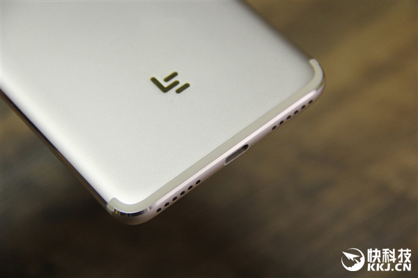 ����Pro3˫��AI�濪��ͼ�ͣ�����ͷ̫��