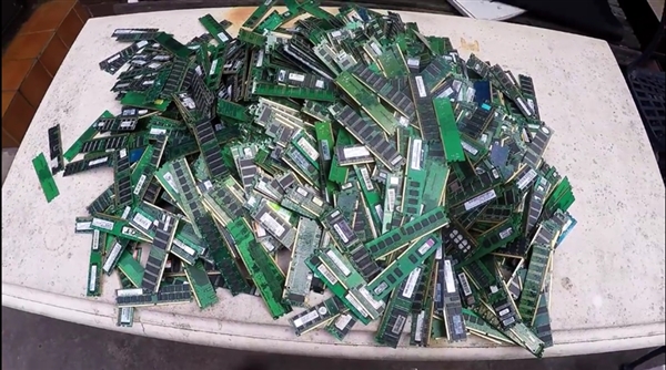 DDR4�ڴ�����ռ���ĿǰԽ��Խ��ֵ