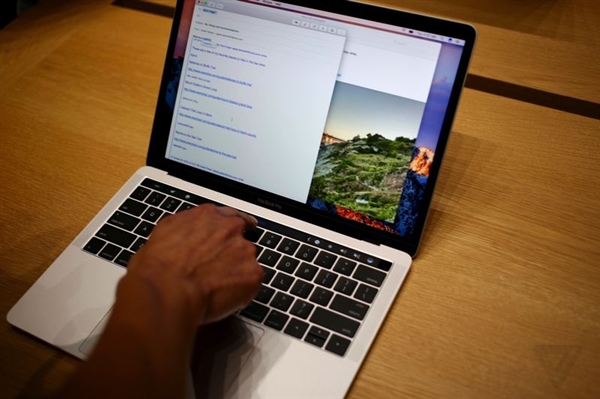 ���ģ�������Windows PC�û����꣺ƻ��͵Ц