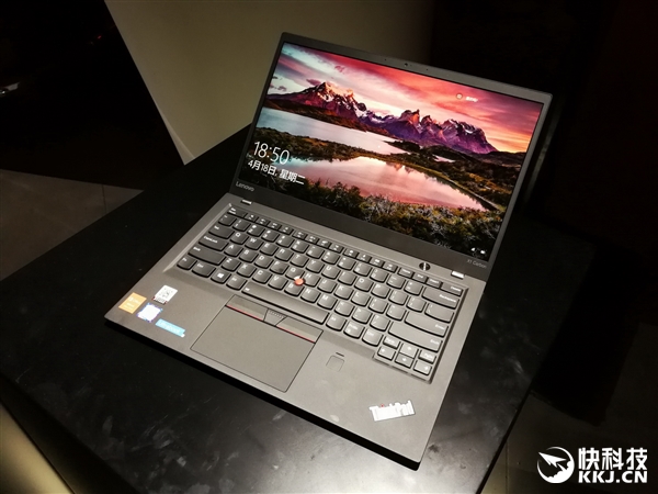 9999Ԫ�����뷢������ThinkPad X1 Carbon 2017��΢�߿�