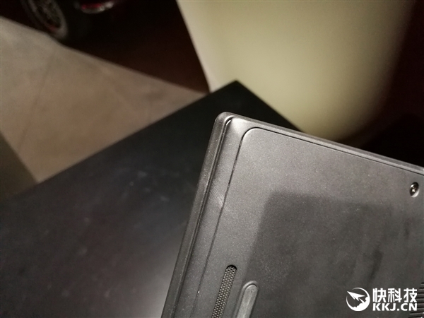 9999Ԫ�����뷢������ThinkPad X1 Carbon 2017��΢�߿�