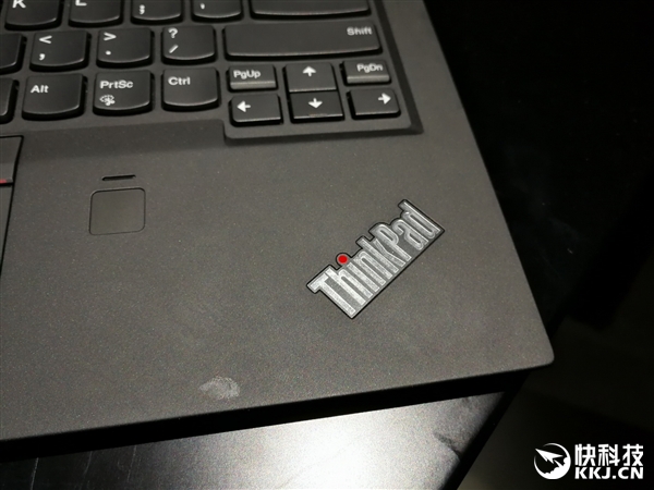 9999Ԫ�����뷢������ThinkPad X1 Carbon 2017��΢�߿�