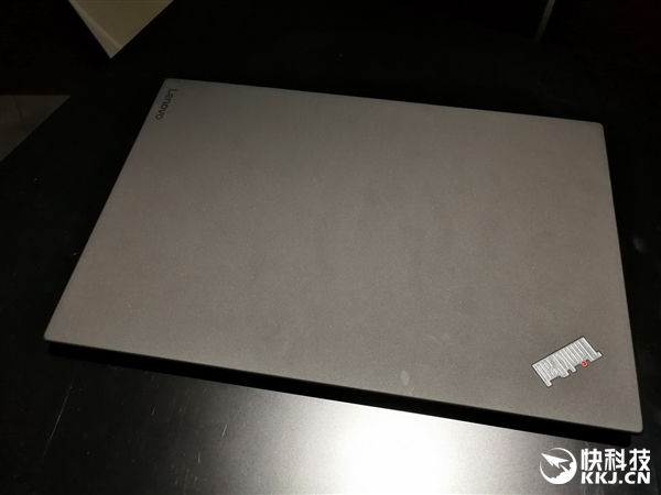 9999Ԫ�����뷢������ThinkPad X1 Carbon 2017��΢�߿�