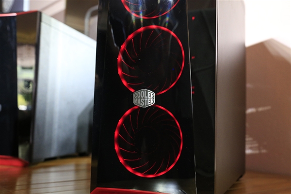 299����������MasterBox Lite 5�����׷�������ǰ����ֵ����