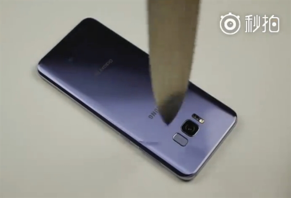 ����Galaxy S8 Plus���������� ���ӿ񴷲���